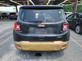 2018 Jeep Renegade Latitude - miniatura 5