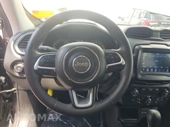2018 Jeep Renegade Latitude – miniatura 10