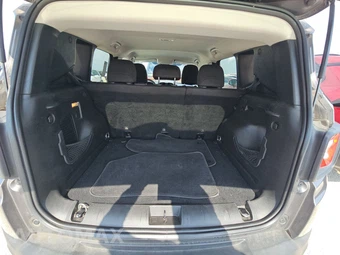 2018 Jeep Renegade Latitude – miniatura 16
