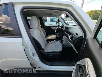 2018 Jeep Renegade Latitude - miniatura 18