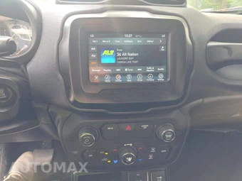 2018 Jeep Renegade Latitude – miniatura 10