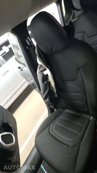 2018 Jeep Renegade Latitude – miniatura 24