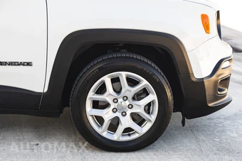 2018 Jeep Renegade Latitude - miniatura 19