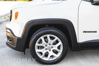 2018 Jeep Renegade Latitude - miniatura 9