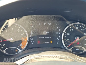 2018 Jeep Renegade Latitude – miniatura 12