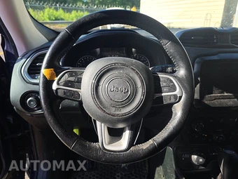 2018 Jeep Renegade Latitude – miniatura 10