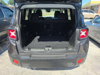 2018 Jeep Renegade Latitude – miniatura 14