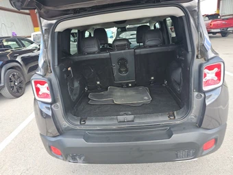 2018 Jeep Renegade Limited – miniatura 16