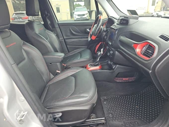 2018 Jeep Renegade Trailhawk – miniatura 8