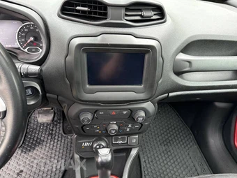 2018 Jeep Renegade Trailhawk - miniatura 17