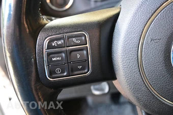 2018 Jeep Wrangler JK Sahara - miniatura 26
