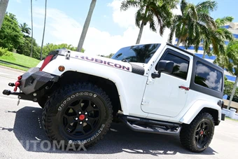 2018 Jeep Wrangler JK Sahara - miniatura 7