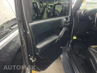 2018 Jeep Wrangler JK Unlimited Altitude Edition - miniatura 9