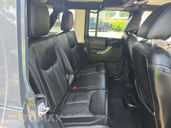 2018 Jeep Wrangler JK Unlimited Altitude Edition - miniatura 16