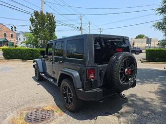 2018 Jeep Wrangler JK Unlimited Altitude Edition - miniatura 2