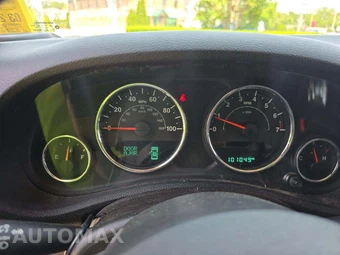 2018 Jeep Wrangler JK Unlimited Altitude Edition - miniatura 9