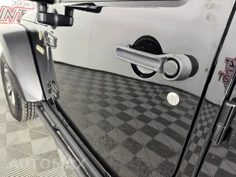 2018 Jeep Wrangler JK Unlimited Freedom Edition - miniatura 21