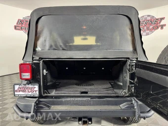 2018 Jeep Wrangler JK Unlimited Freedom Edition - miniatura 24