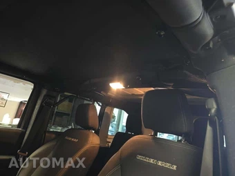 2018 Jeep Wrangler JK Unlimited Golden Eagle Edition - miniatura 11