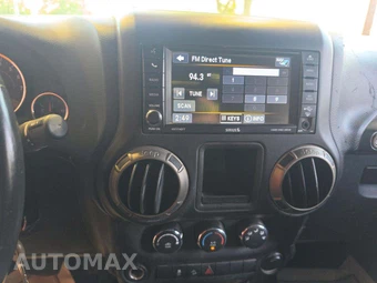 2018 Jeep Wrangler JK Unlimited Golden Eagle Edition - miniatura 10
