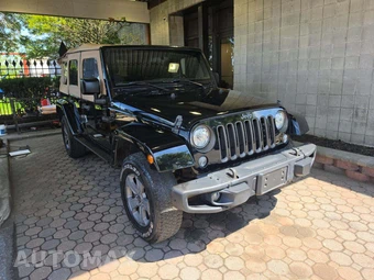 2018 Jeep Wrangler JK Unlimited Golden Eagle Edition - miniatura 4