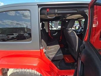 2018 Jeep Wrangler JK Unlimited Sahara - miniatura 13