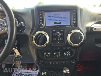 2018 Jeep Wrangler JK Unlimited Sahara - miniatura 7
