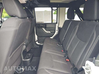 2018 Jeep Wrangler JK Unlimited Sahara - miniatura 10