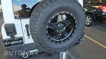 2018 Jeep Wrangler JK Unlimited Sahara - miniatura 24