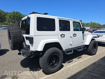 2018 Jeep Wrangler JK Unlimited Sahara - miniatura 4