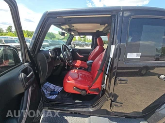 2018 Jeep Wrangler JK Unlimited Sahara - miniatura 3