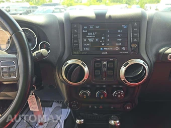 2018 Jeep Wrangler JK Unlimited Sahara - miniatura 7