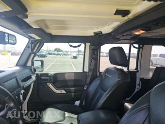 2018 Jeep Wrangler JK Unlimited Sahara - miniatura 17
