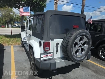 2018 Jeep Wrangler JK Unlimited Sahara - miniatura 6