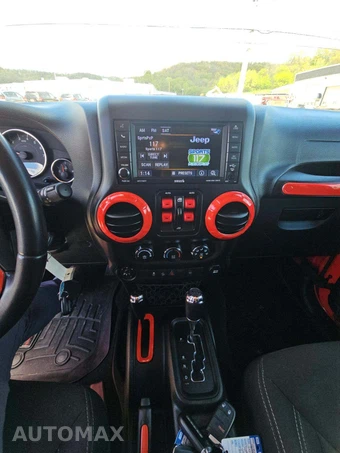 2018 Jeep Wrangler JK Unlimited Sahara - miniatura 10