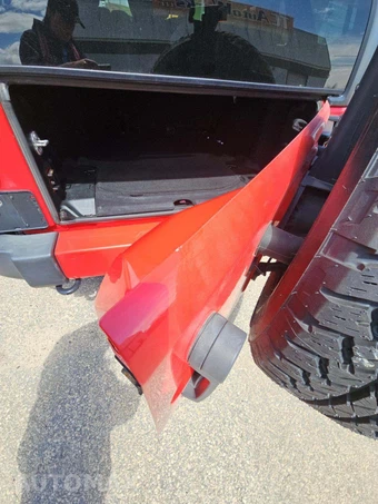 2018 Jeep Wrangler JK Unlimited Sahara - miniatura 27
