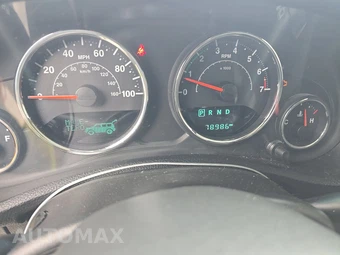 2018 Jeep Wrangler JK Unlimited Sahara - miniatura 12