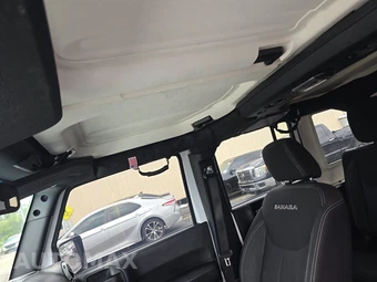 2018 Jeep Wrangler JK Unlimited Sahara - miniatura 17