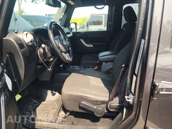 2018 Jeep Wrangler JK Unlimited Sahara - miniatura 13