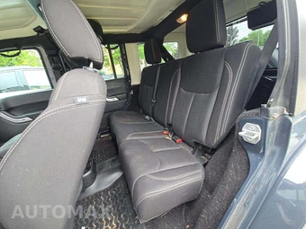 2018 Jeep Wrangler JK Unlimited Sahara - miniatura 13