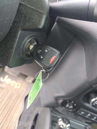 2018 Jeep Wrangler JK Unlimited Sahara - miniatura 8
