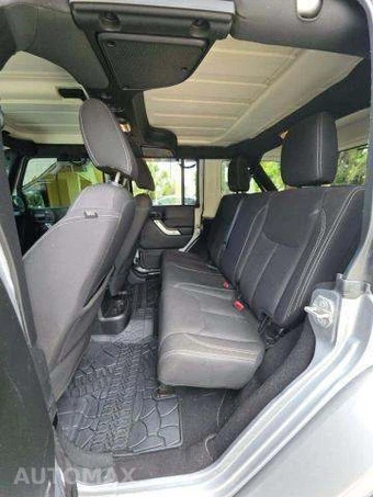 2018 Jeep Wrangler JK Unlimited Sahara - miniatura 13