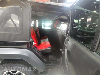 2018 Jeep Wrangler JK Unlimited Sport - miniatura 16