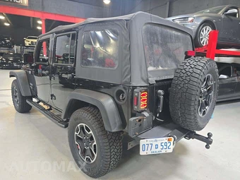 2018 Jeep Wrangler JK Unlimited Sport - miniatura 2