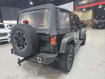 2018 Jeep Wrangler JK Unlimited Sport - miniatura 3