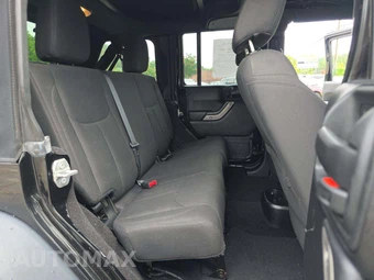 2018 Jeep Wrangler JK Unlimited Sport S - miniatura 12