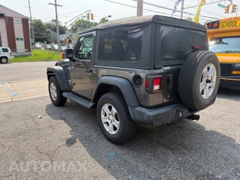 2018 Jeep Wrangler Sport S - miniatura 4