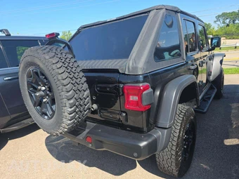 2018 Jeep Wrangler Unlimited Rubicon - miniatura 3