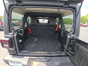2018 Jeep Wrangler Unlimited Rubicon - miniatura 11