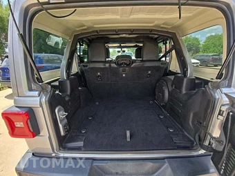 2018 Jeep Wrangler Unlimited Sahara - miniatura 11
